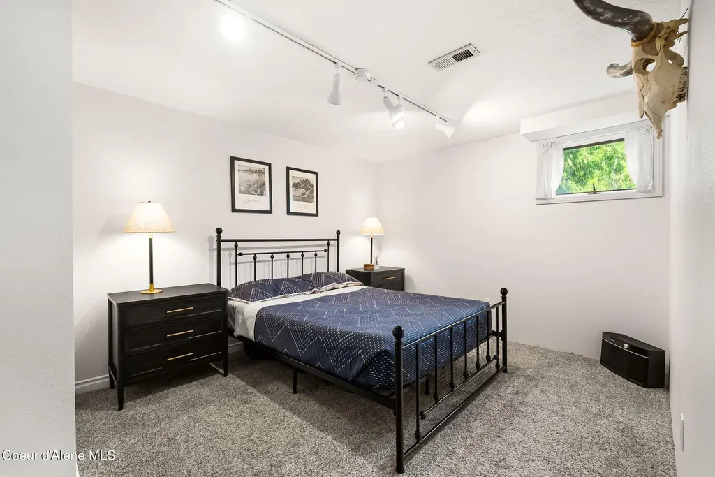 74 Eureka Road Sagle ID 83860