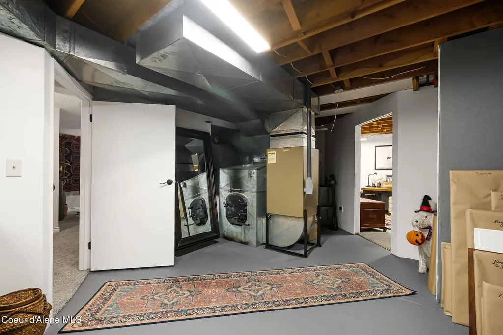 74 Eureka Road Sagle ID 83860