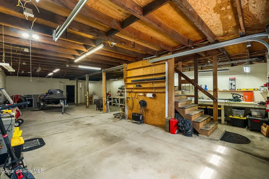 74 Eureka Road Sagle ID 83860