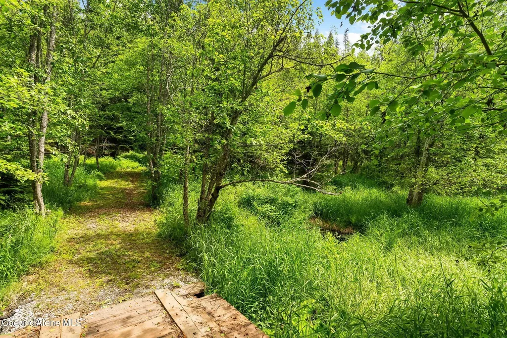 74 Eureka Road Sagle ID 83860