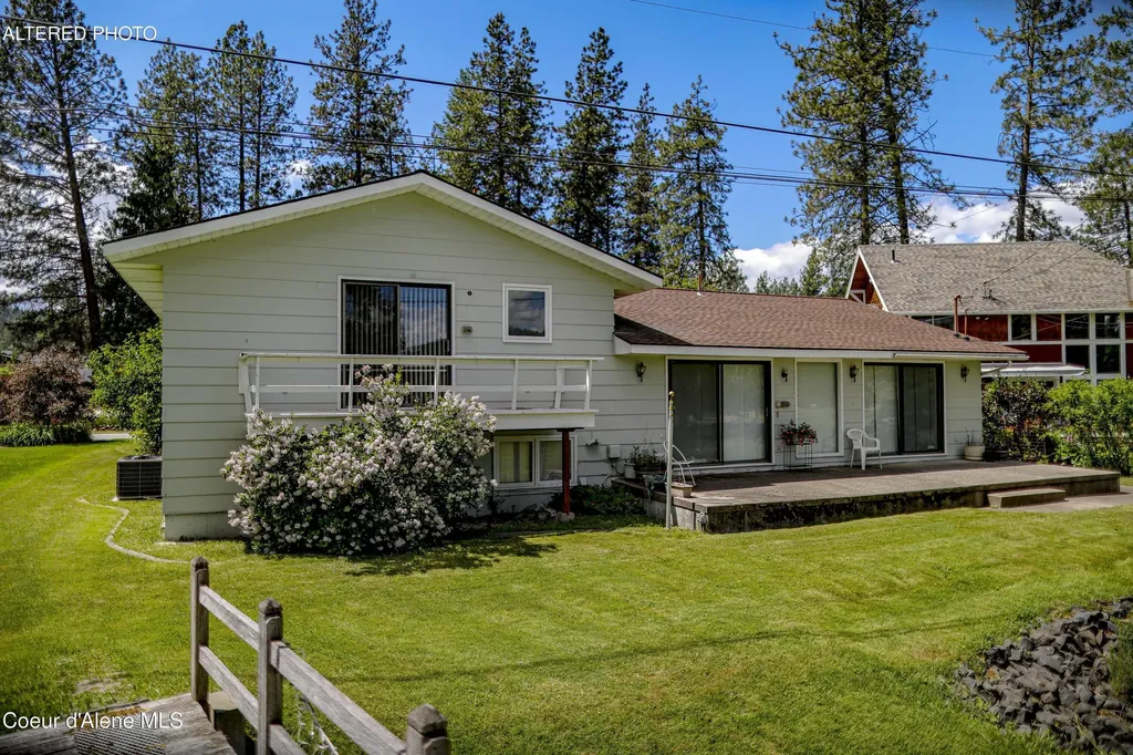 301 Woodland Drive Pinehurst ID 83850