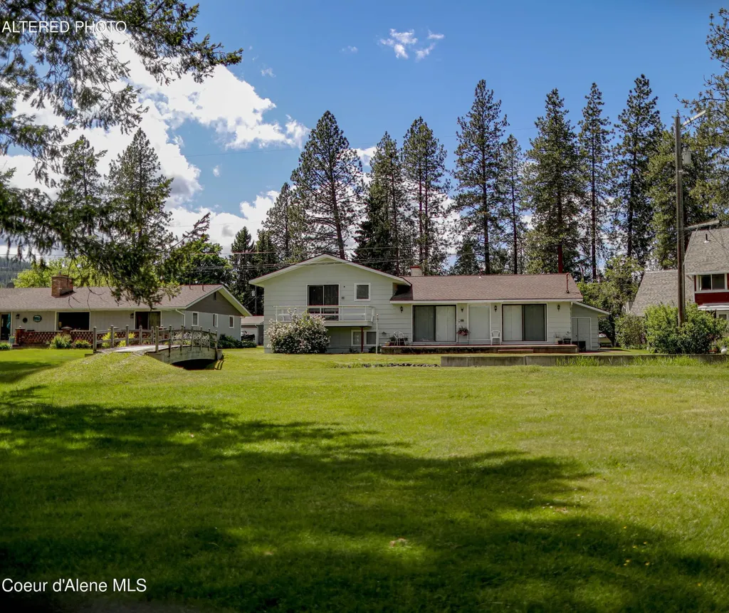 301 Woodland Drive Pinehurst ID 83850
