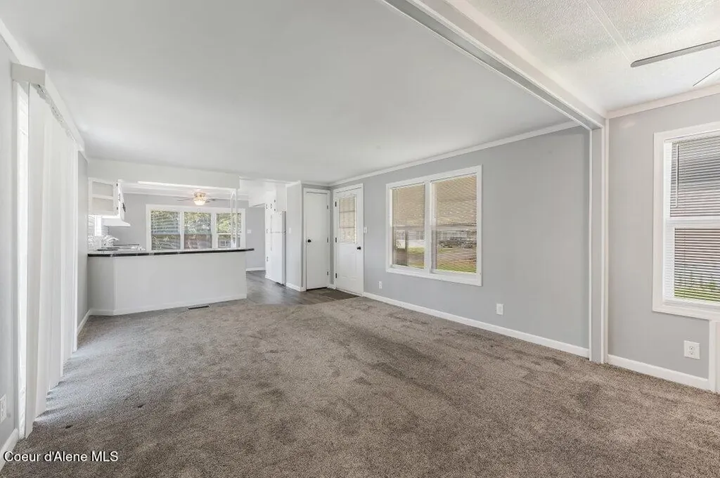 28128 N Highway 41 Spirit Lake ID 83869