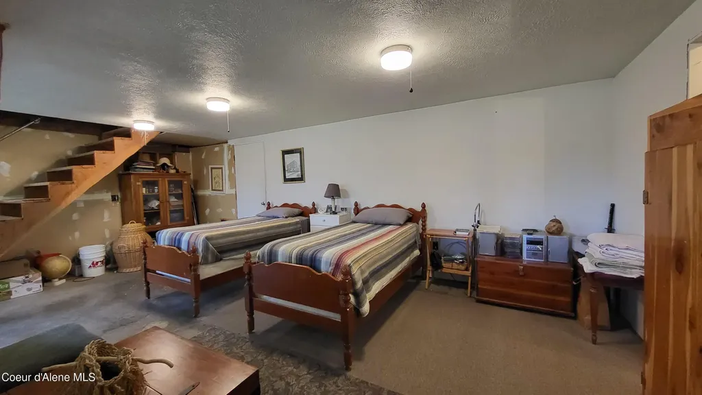 6202 E Wood Lane Harrison ID 83833