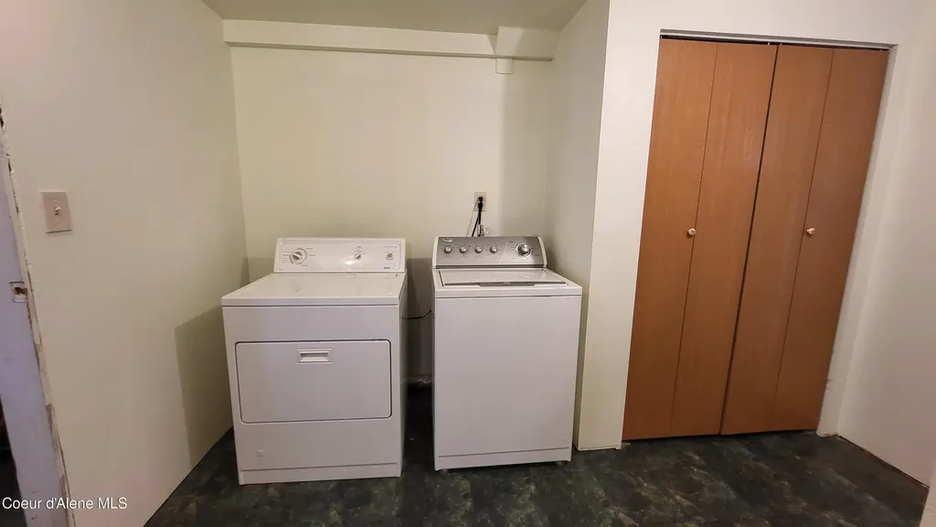 6202 E Wood Lane Harrison ID 83833