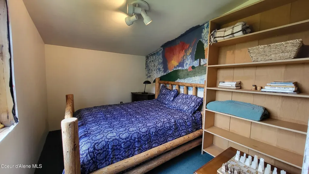 6202 E Wood Lane Harrison ID 83833