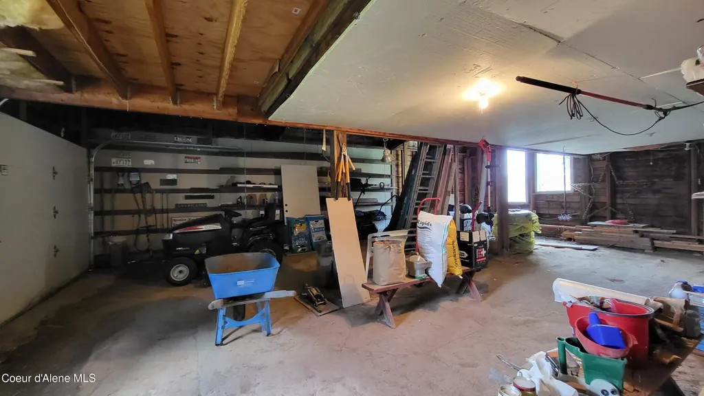 6202 E Wood Lane Harrison ID 83833