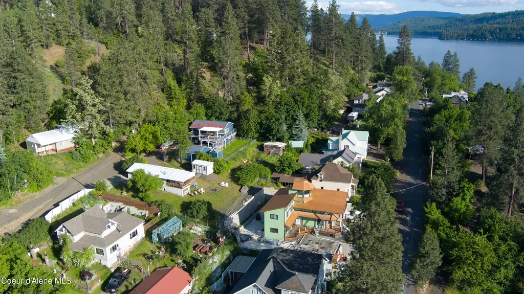 104 S Pend Oreille Avenue Harrison ID 83833