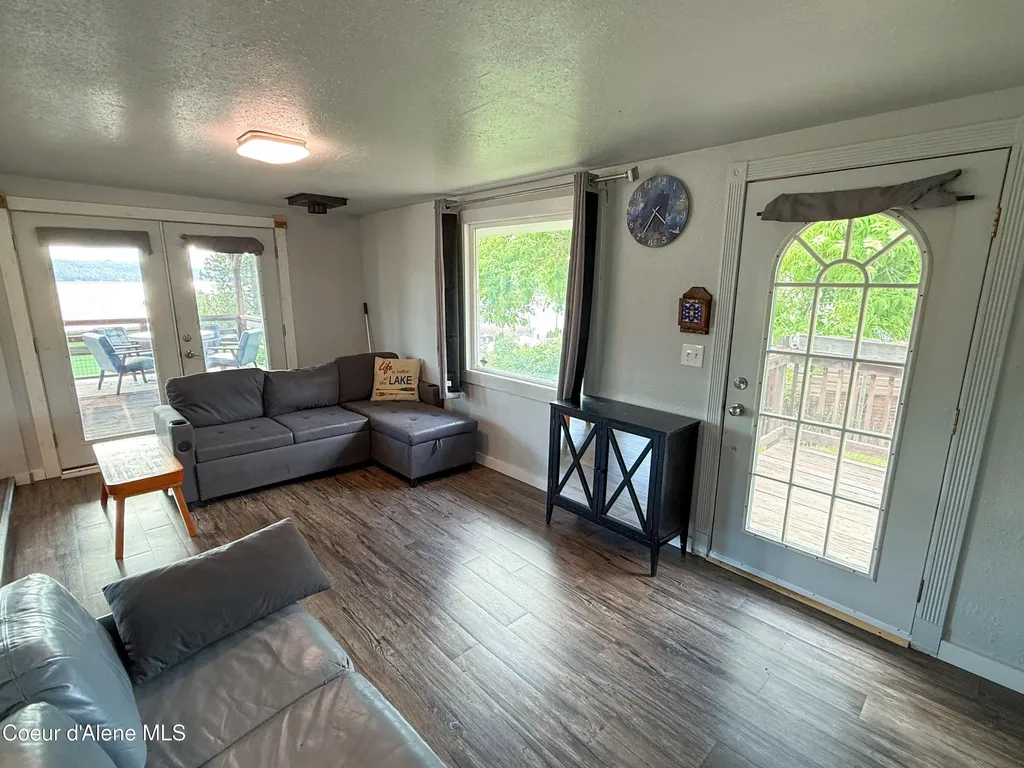 104 S Pend Oreille Avenue Harrison ID 83833
