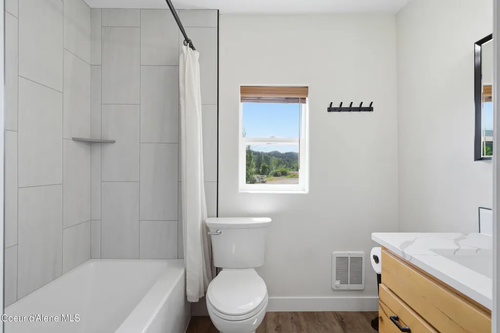 43143 Riverview Drive Kingston ID 83839