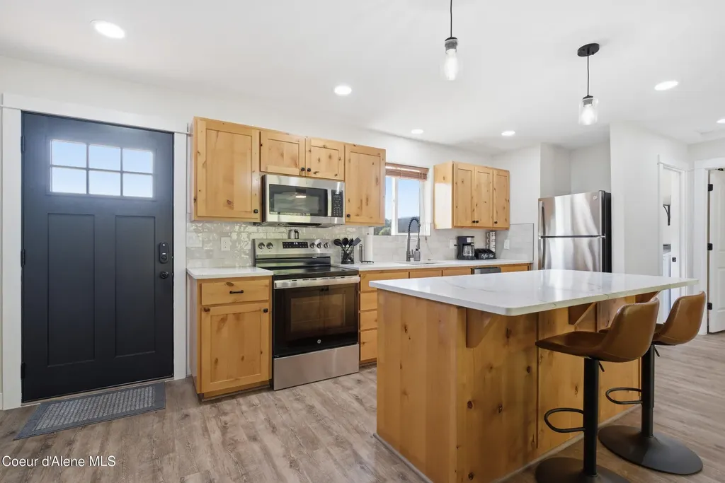 43143 Riverview Drive Kingston ID 83839
