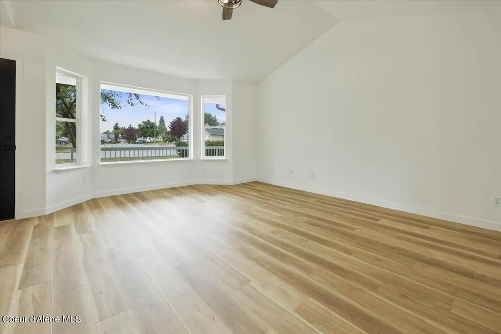9166 N Entiate Drive Hayden ID 83835