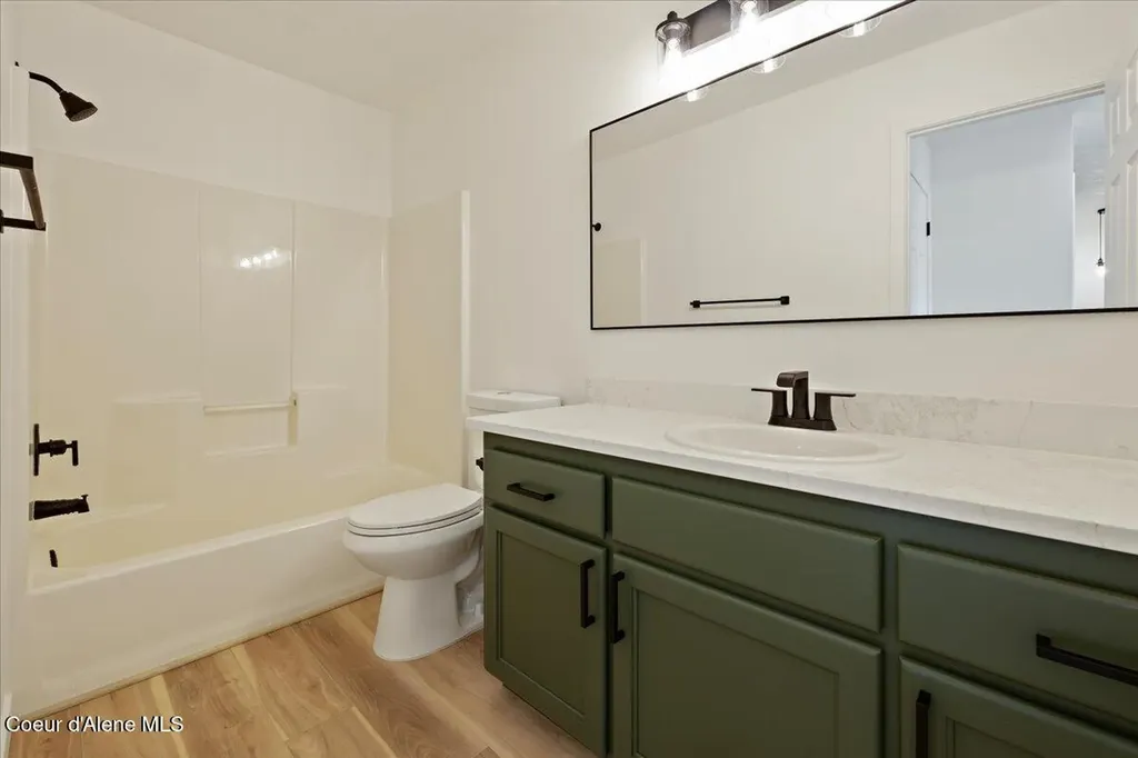 9166 N Entiate Drive Hayden ID 83835
