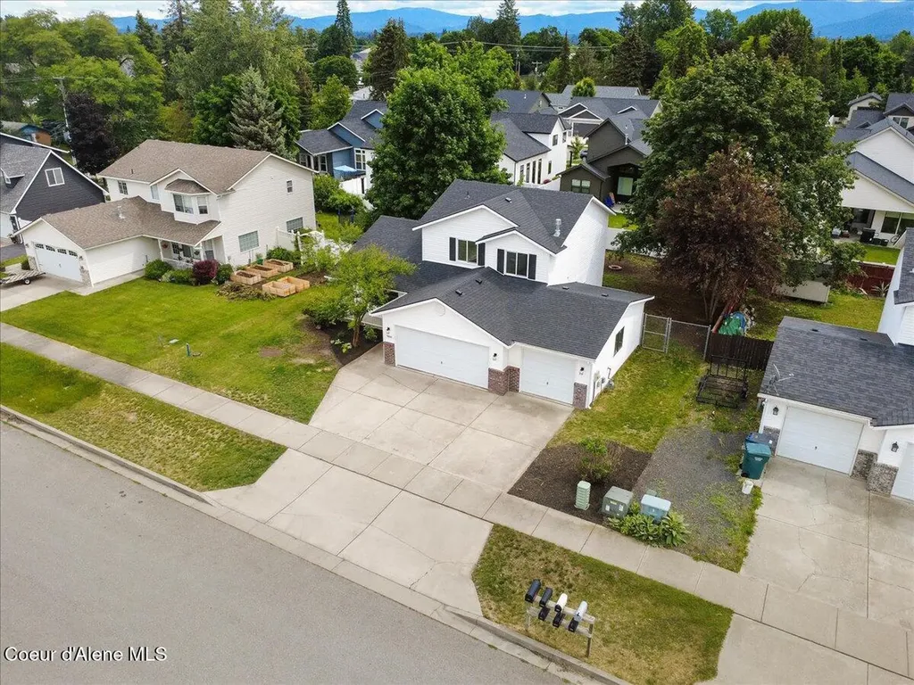 9166 N Entiate Drive Hayden ID 83835