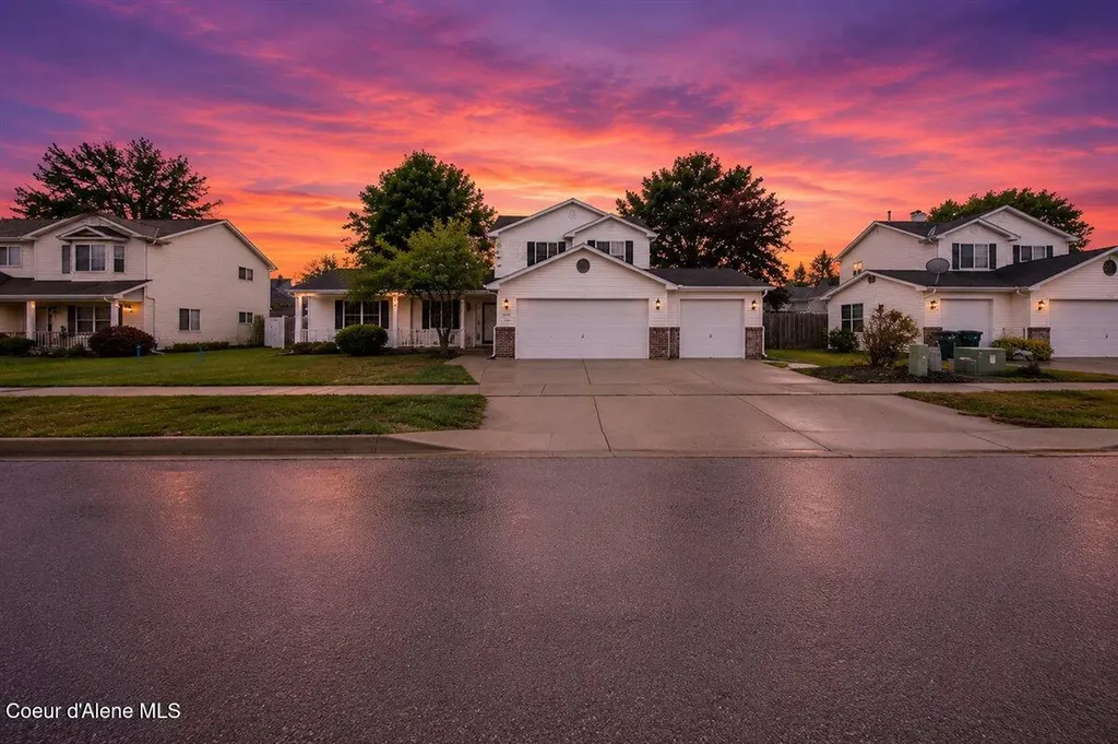 9166 N Entiate Drive Hayden ID 83835
