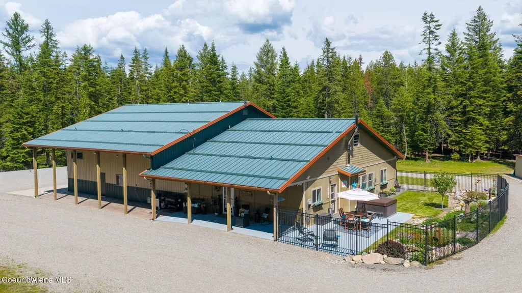 9654 E Highway 54 Athol ID 83801