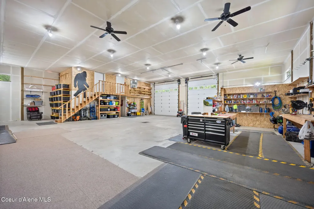 9654 E Highway 54 Athol ID 83801