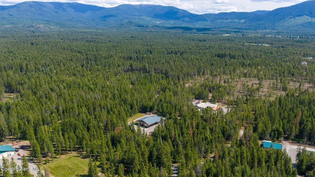 9654 E Highway 54 Athol ID 83801