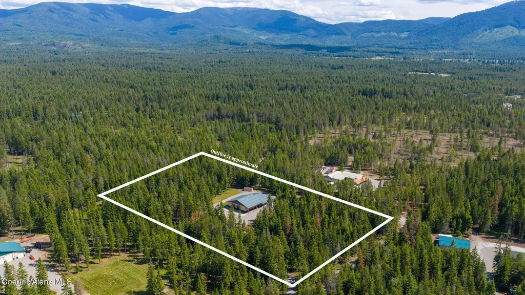 9654 E Highway 54 Athol ID 83801