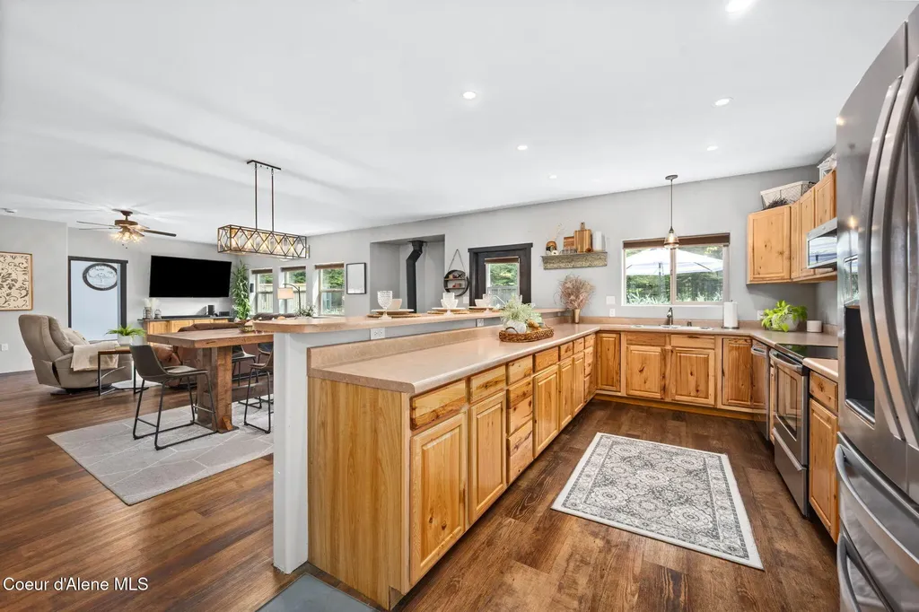 9654 E Highway 54 Athol ID 83801
