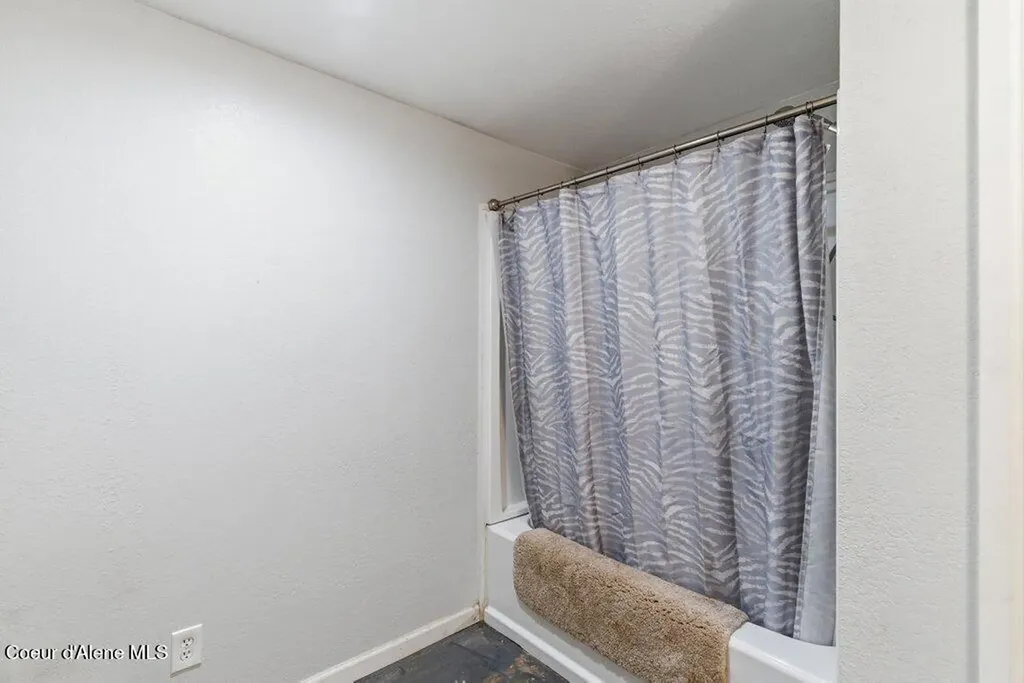 2006 Boundary Loop St. Maries ID 83861
