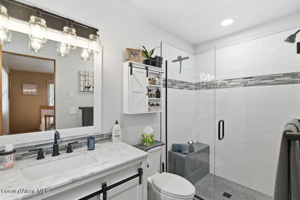 7719 N 15th Street Dalton Gardens ID 83815