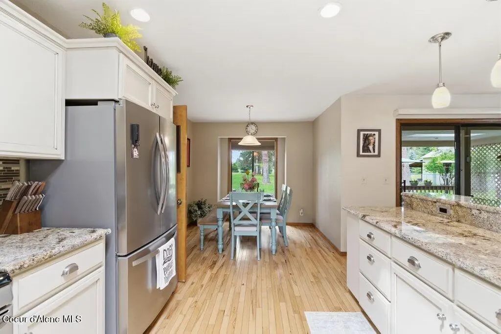 7719 N 15th Street Dalton Gardens ID 83815