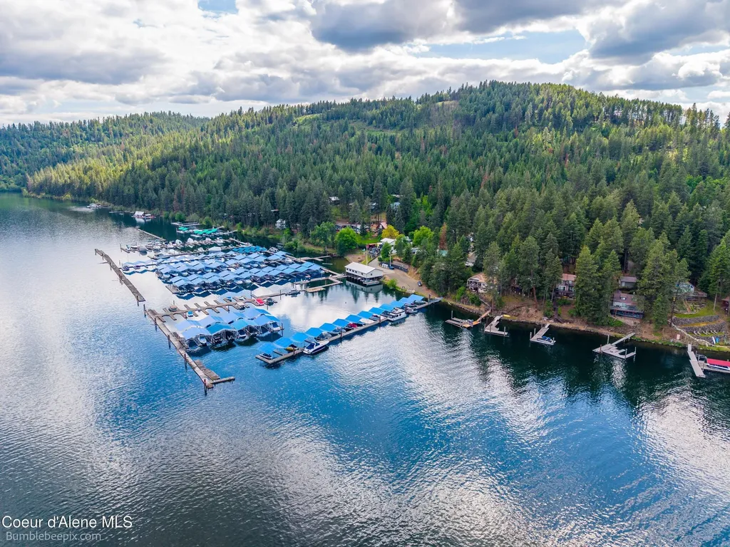 31 W Conkling Park Drive Worley ID 83876