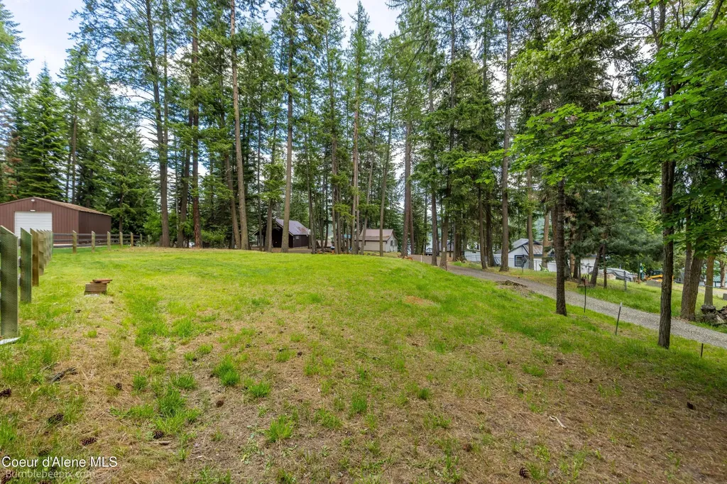 31 W Conkling Park Drive Worley ID 83876
