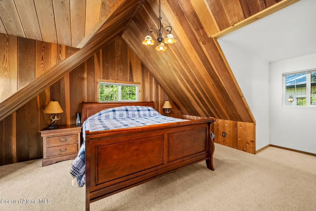 19503 E Hayden Lake Road Hayden ID 83835