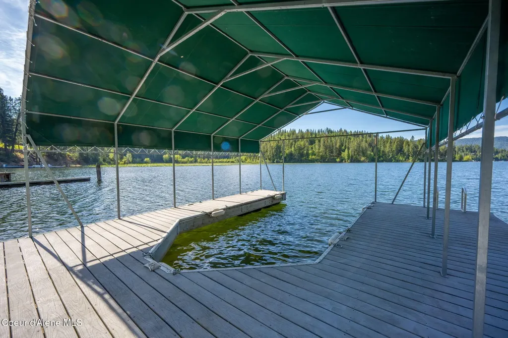19503 E Hayden Lake Road Hayden ID 83835