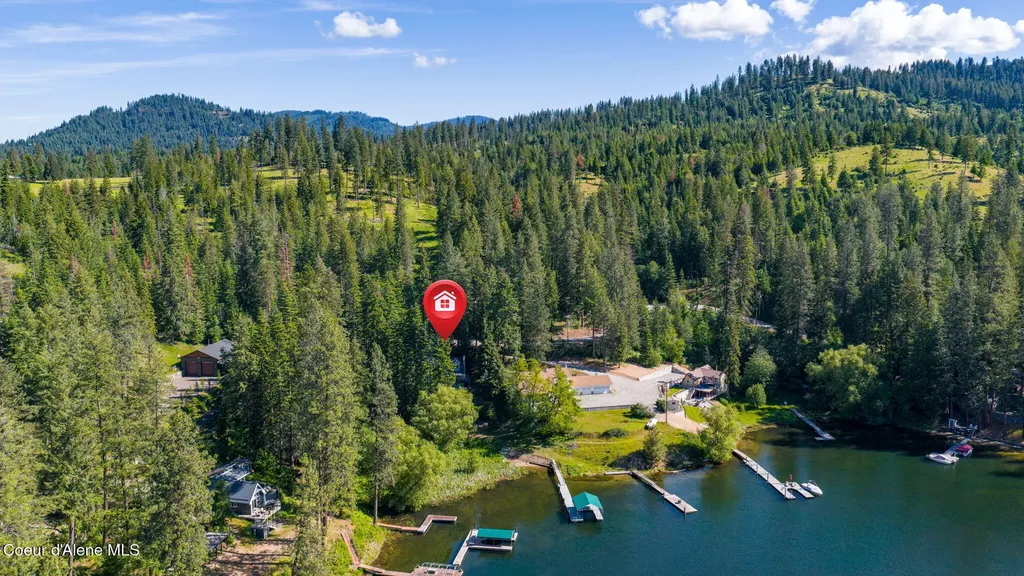 19503 E Hayden Lake Road Hayden ID 83835