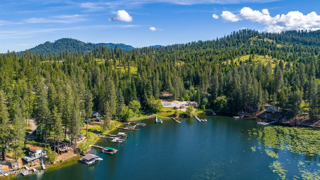 19503 E Hayden Lake Road Hayden ID 83835