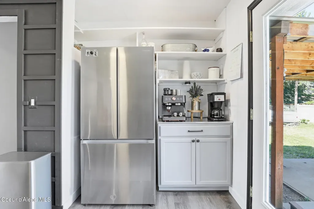 1453 E Burnham Avenue Hayden ID 83835