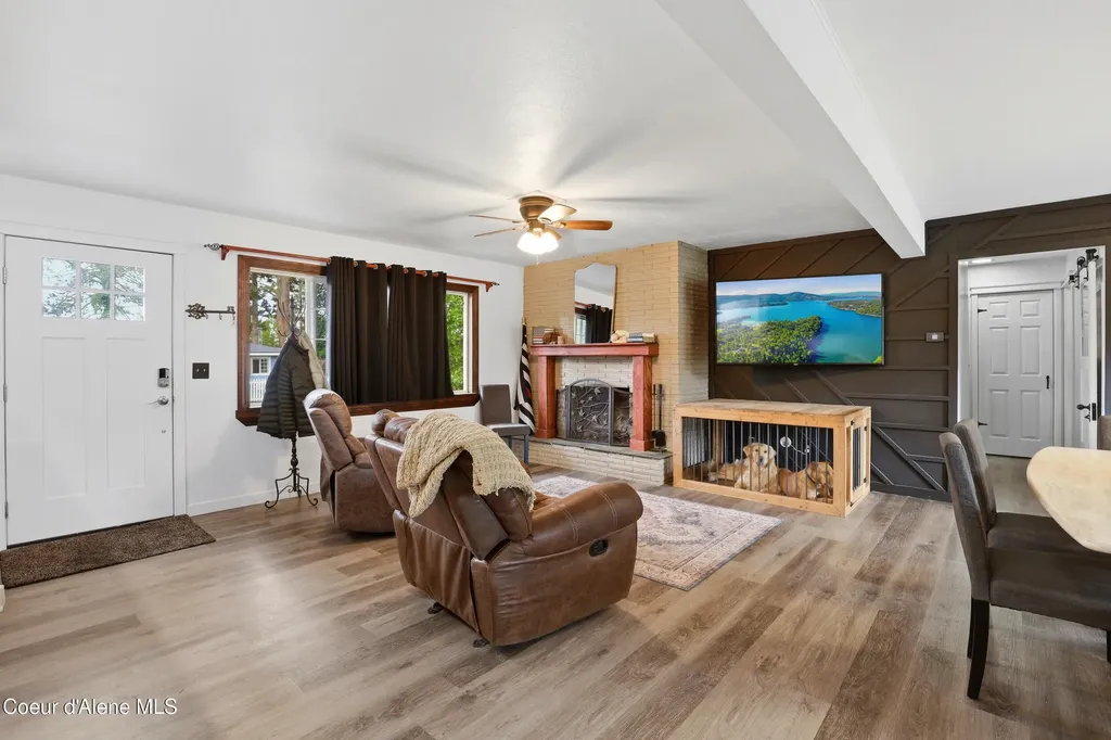 1453 E Burnham Avenue Hayden ID 83835
