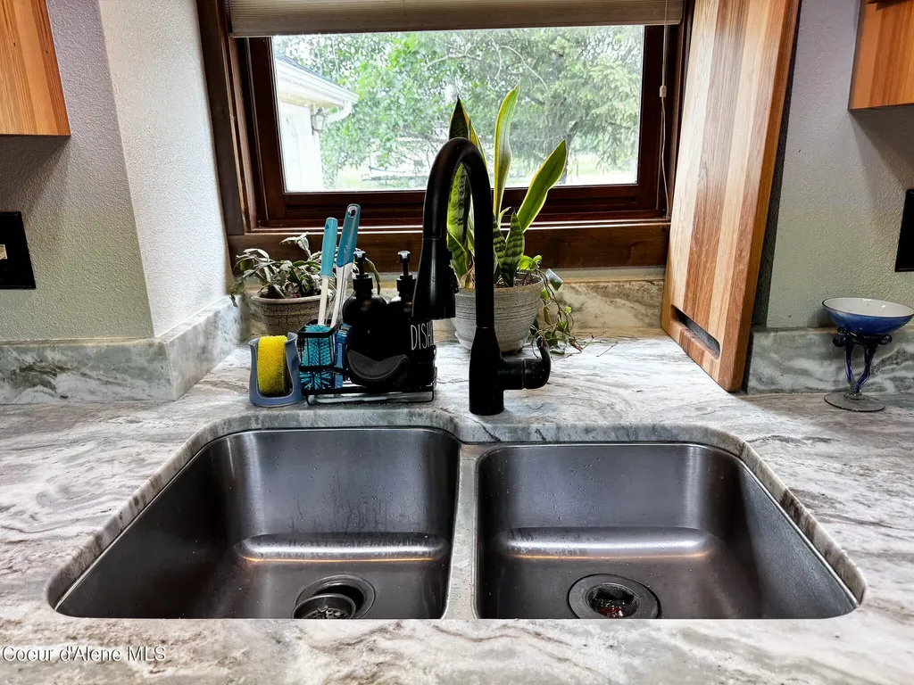 1264 W Garwood Road Rathdrum ID 83858