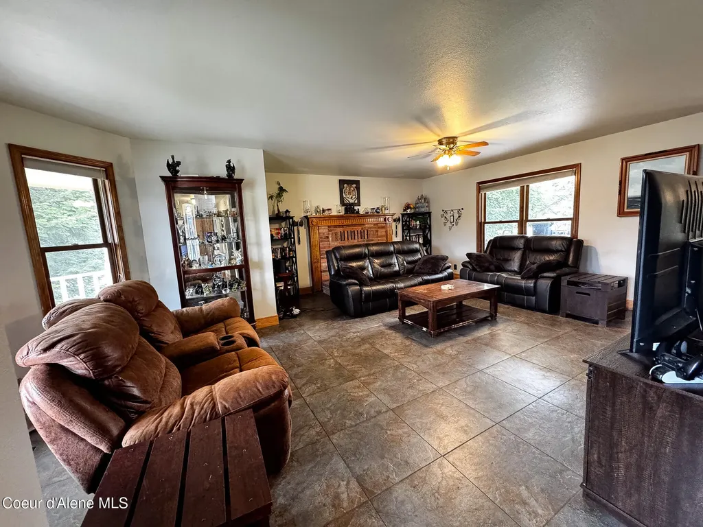 1264 W Garwood Road Rathdrum ID 83858