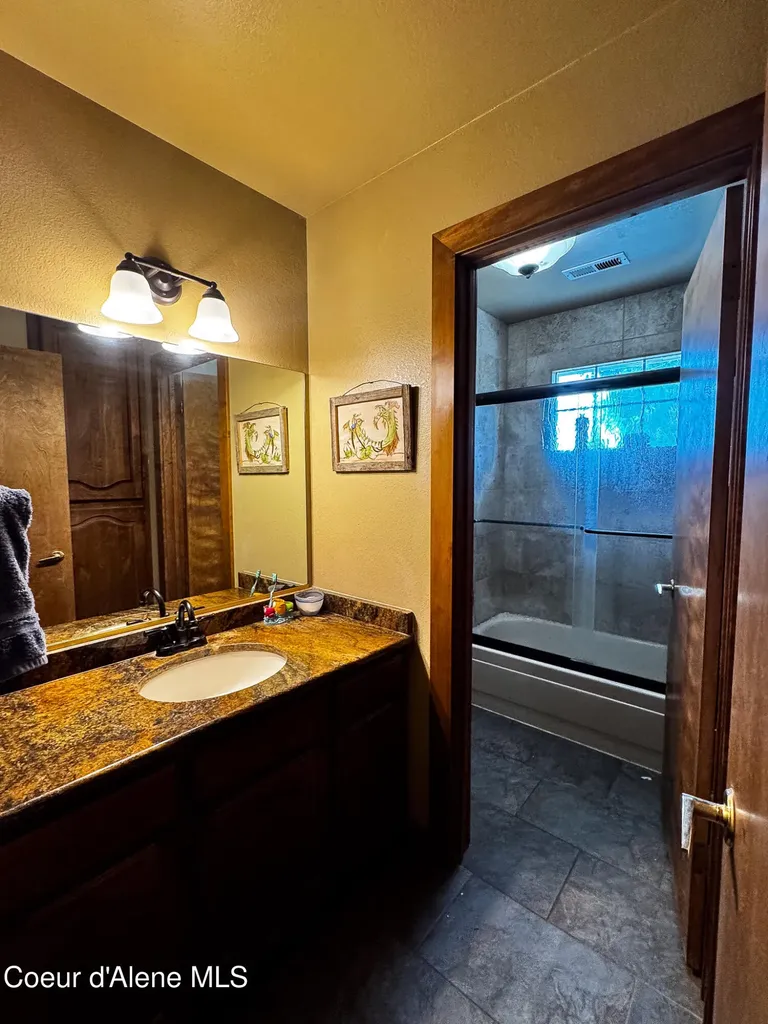 1264 W Garwood Road Rathdrum ID 83858