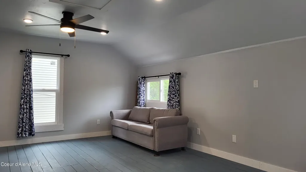 109 S Prospect Avenue Harrison ID 83833