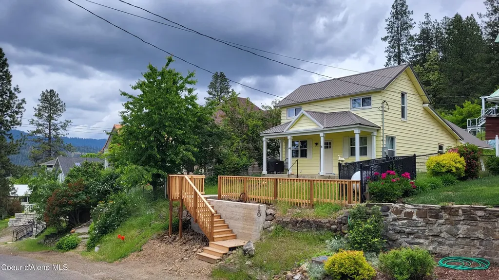 109 S Prospect Avenue Harrison ID 83833