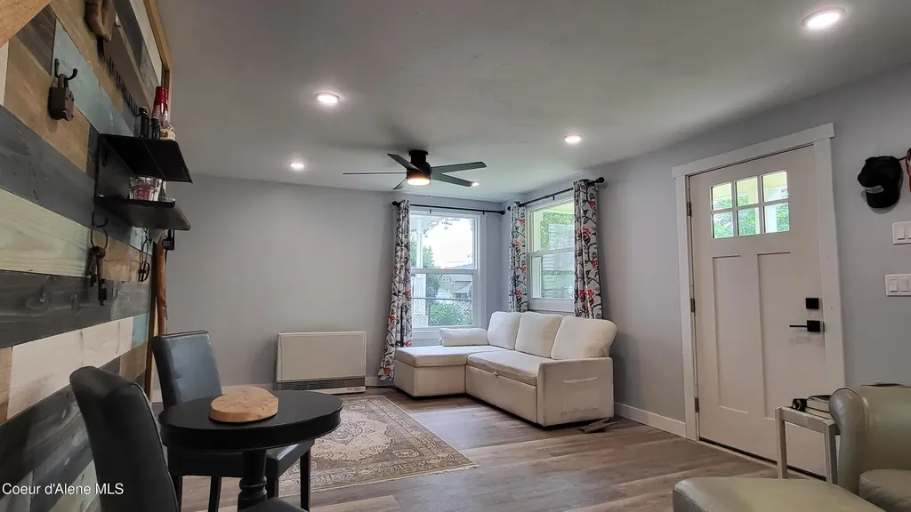 109 S Prospect Avenue Harrison ID 83833