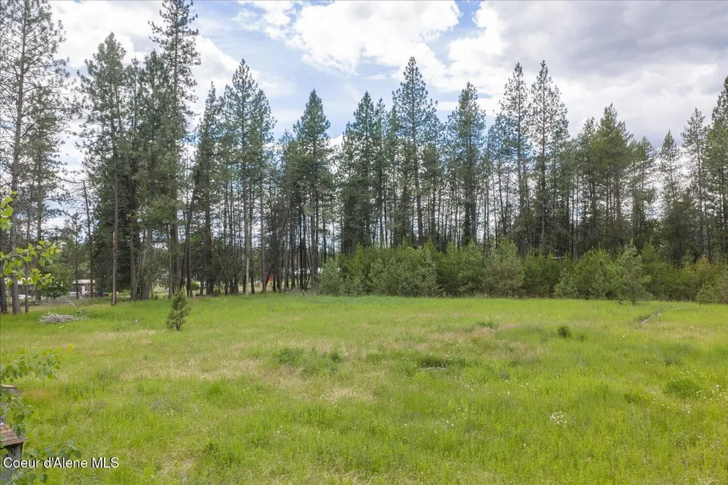 15707 N Ranch Valley Road Rathdrum ID 83858