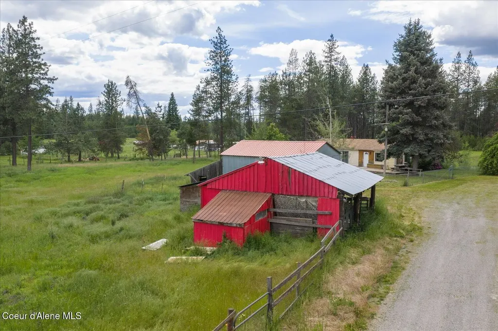 15707 N Ranch Valley Road Rathdrum ID 83858