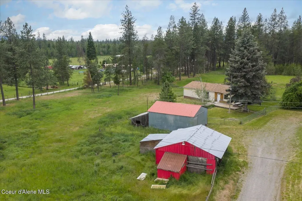 15707 N Ranch Valley Road Rathdrum ID 83858