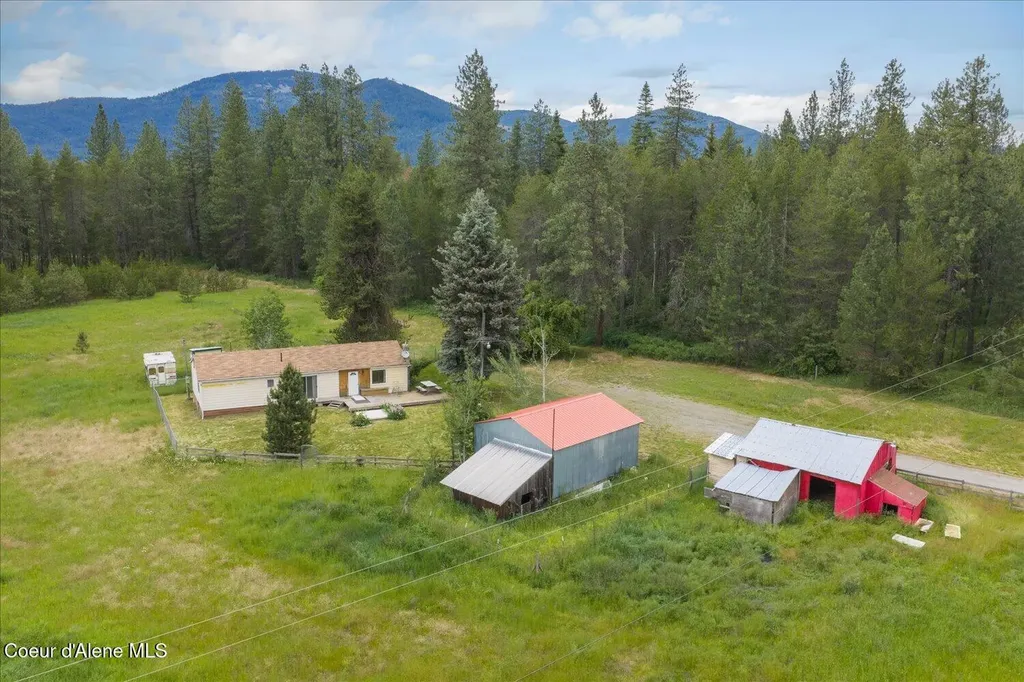 15707 N Ranch Valley Road Rathdrum ID 83858