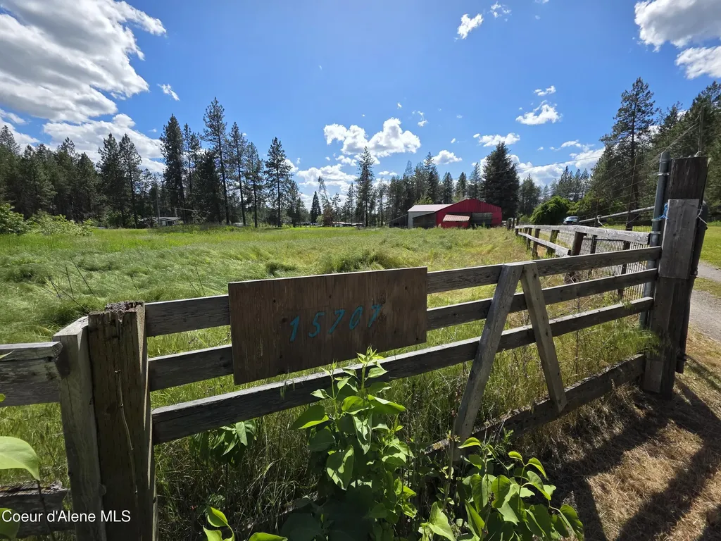 15707 N Ranch Valley Road Rathdrum ID 83858