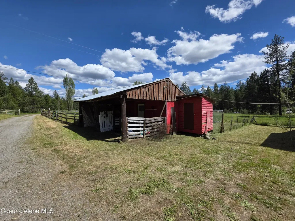 15707 N Ranch Valley Road Rathdrum ID 83858