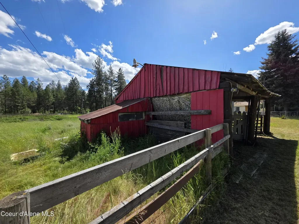 15707 N Ranch Valley Road Rathdrum ID 83858
