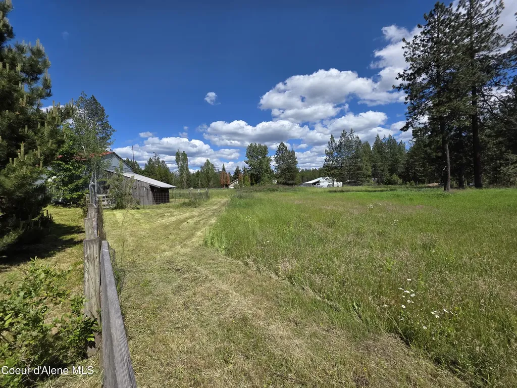 15707 N Ranch Valley Road Rathdrum ID 83858
