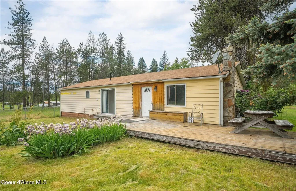 15707 N Ranch Valley Road Rathdrum ID 83858